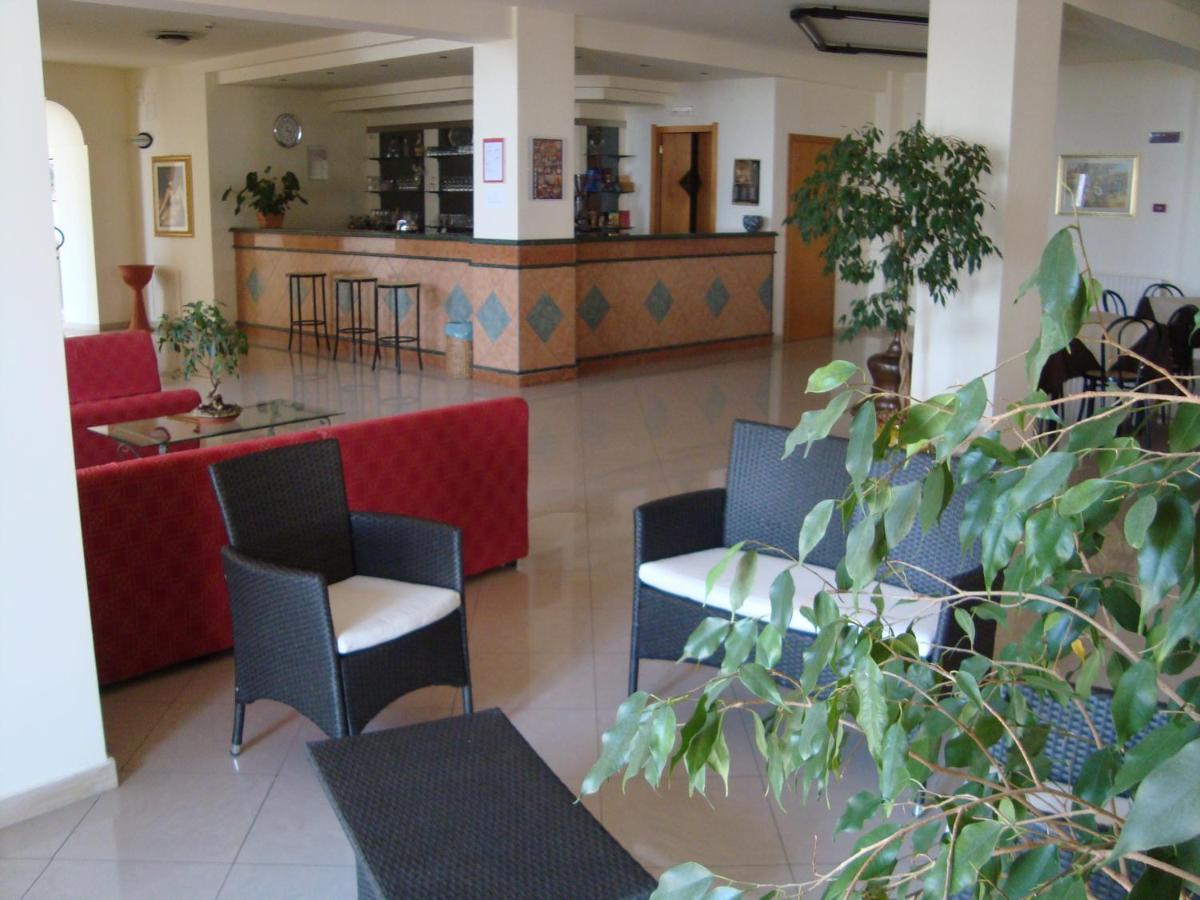 Hotel Santangelo Monte SantʼAngelo Eksteriør bilde