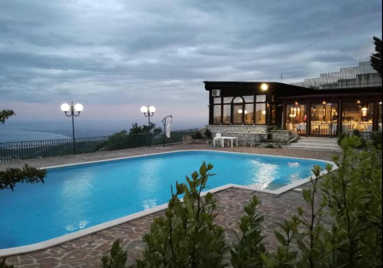 Hotel Santangelo Monte SantʼAngelo Eksteriør bilde