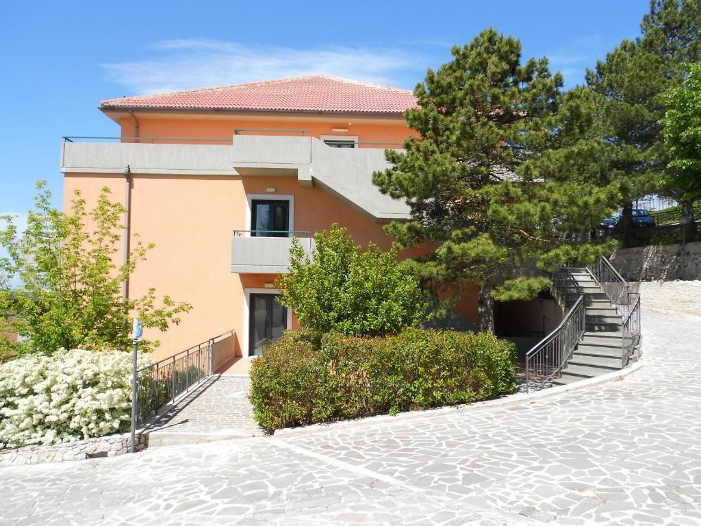 Hotel Santangelo Monte SantʼAngelo Eksteriør bilde