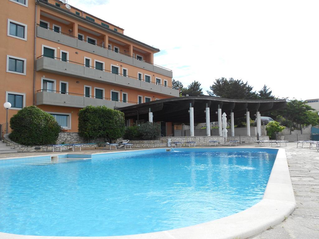 Hotel Santangelo Monte SantʼAngelo Eksteriør bilde